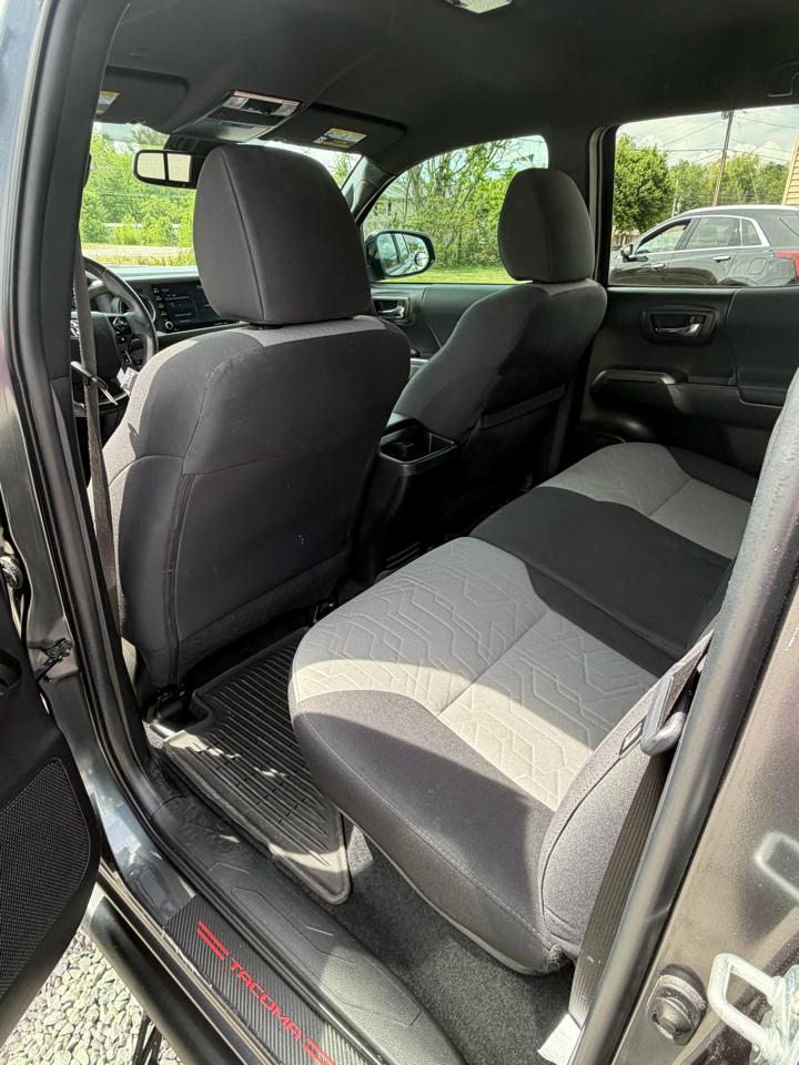 Toyota Tacoma SR5 Double Cab Long Bed V6 6AT 4WD 2022