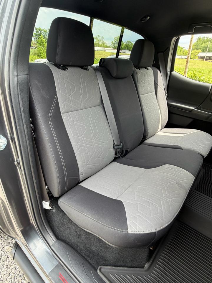 Toyota Tacoma SR5 Double Cab Long Bed V6 6AT 4WD 2022