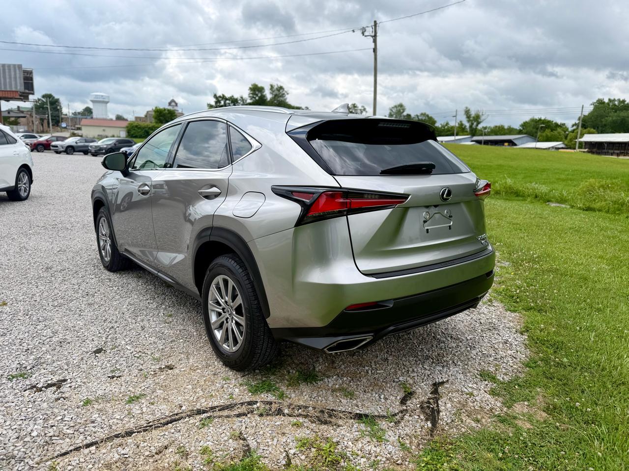 Lexus NX 300 Luxury 2021