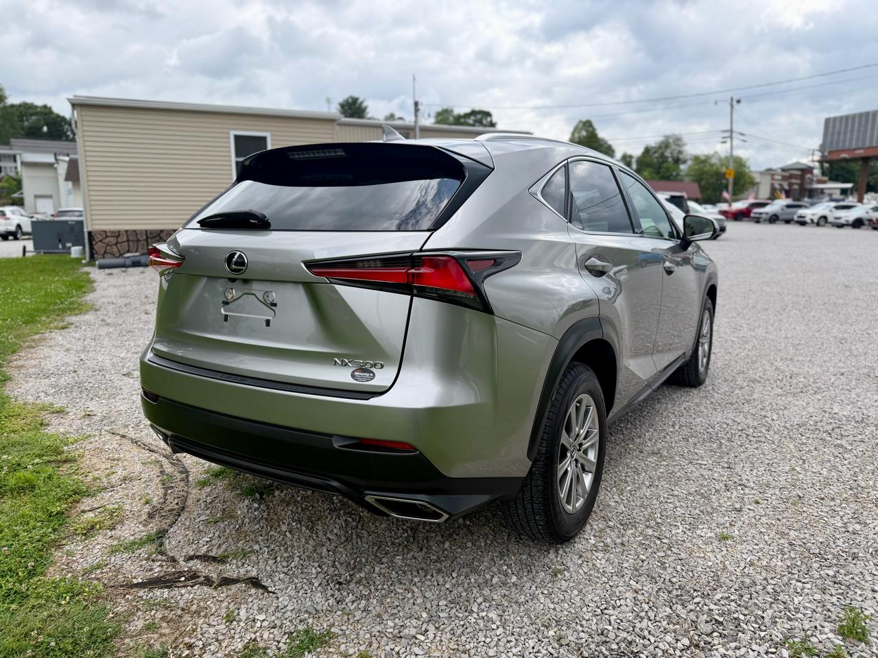Lexus NX 300 Luxury 2021
