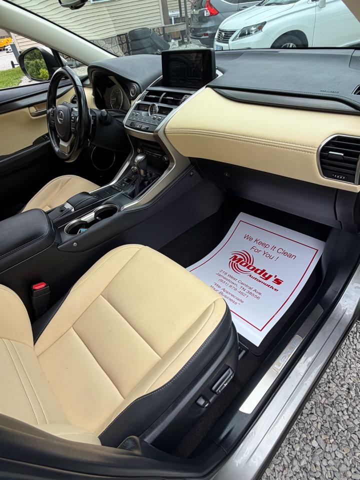 Lexus NX 300 Luxury 2021