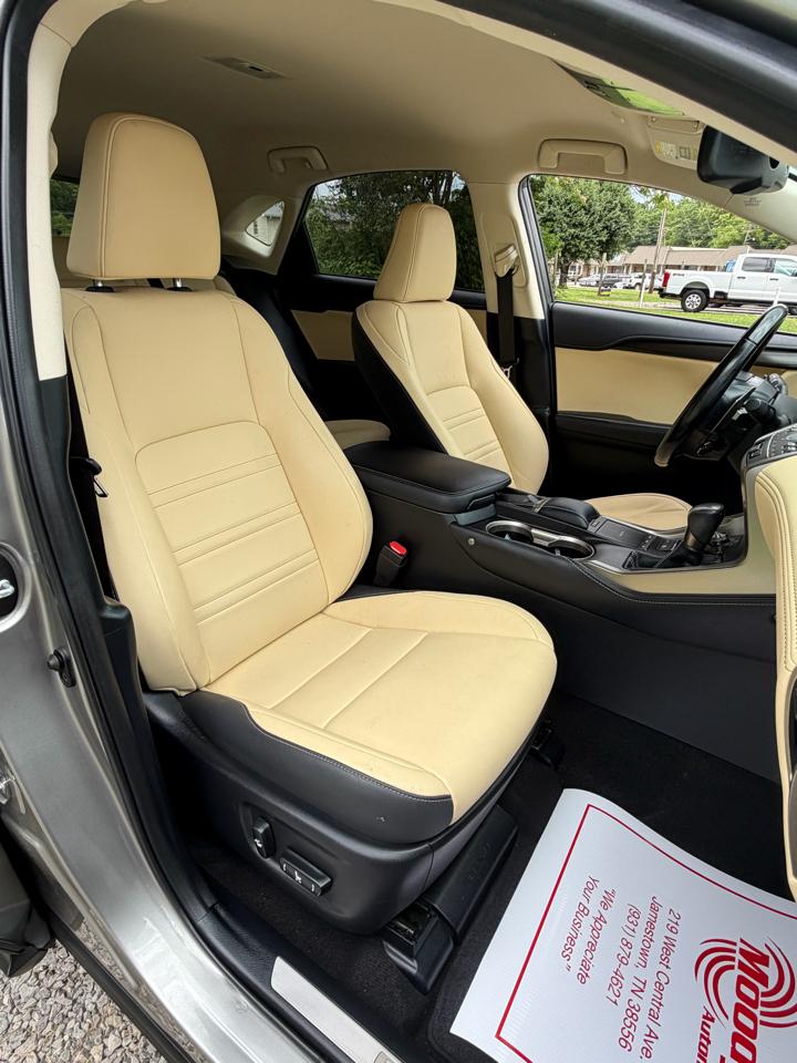 Lexus NX 300 Luxury 2021