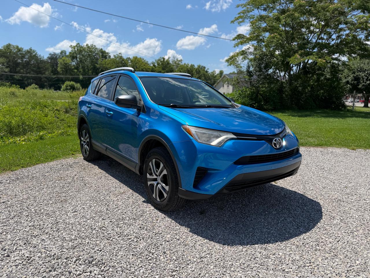 Toyota RAV4 LE AWD 2016