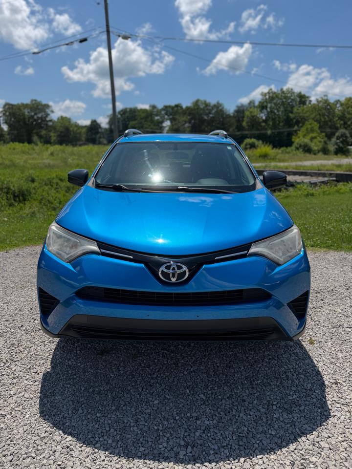 Toyota RAV4 LE AWD 2016