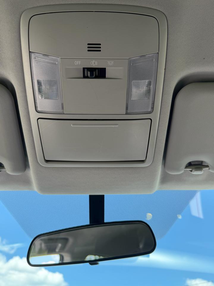 Toyota RAV4 LE AWD 2016
