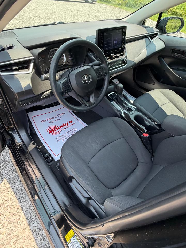 Toyota Corolla LE 2022