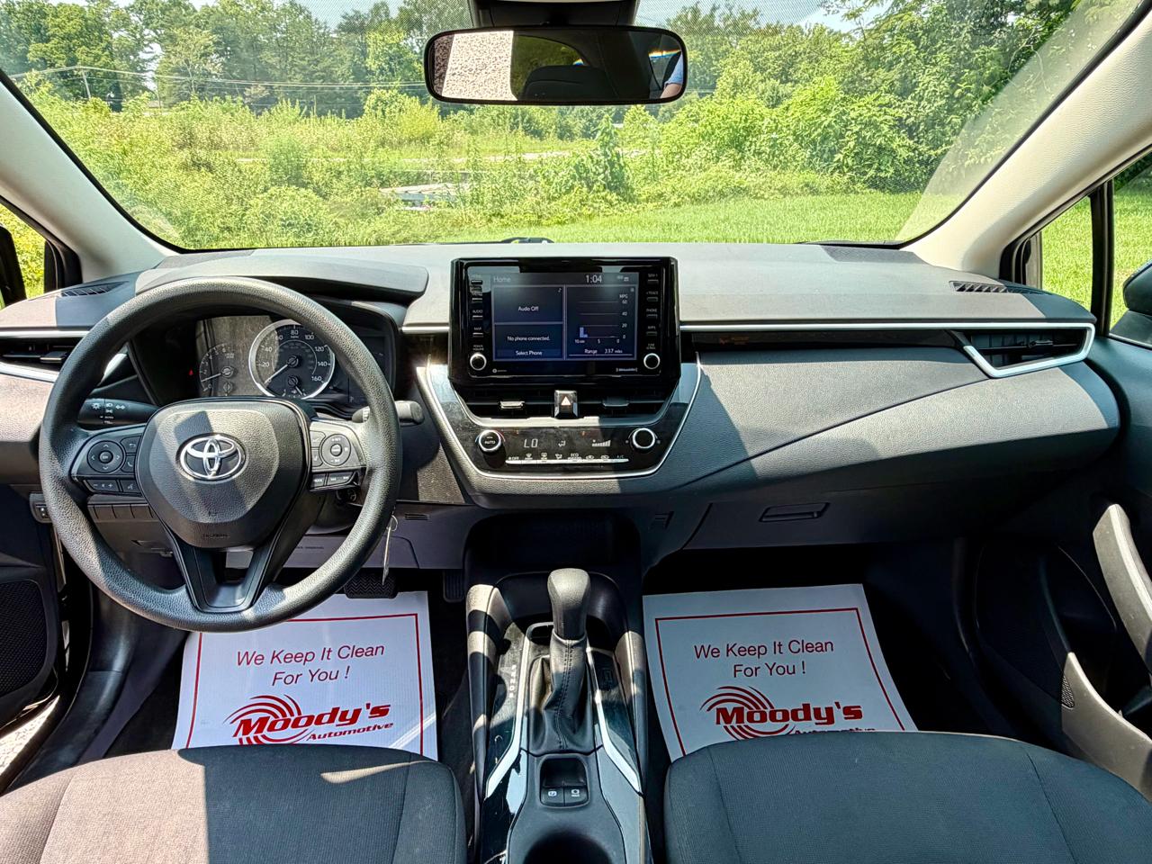 Toyota Corolla LE 2022