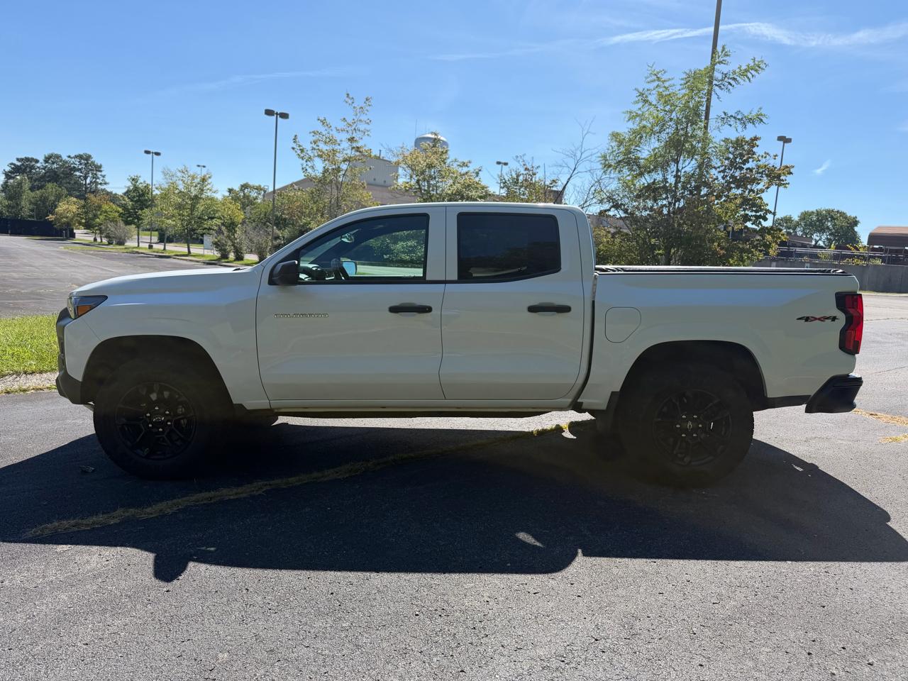 Chevrolet Colorado Work Truck Crew Cab 4WD 2023