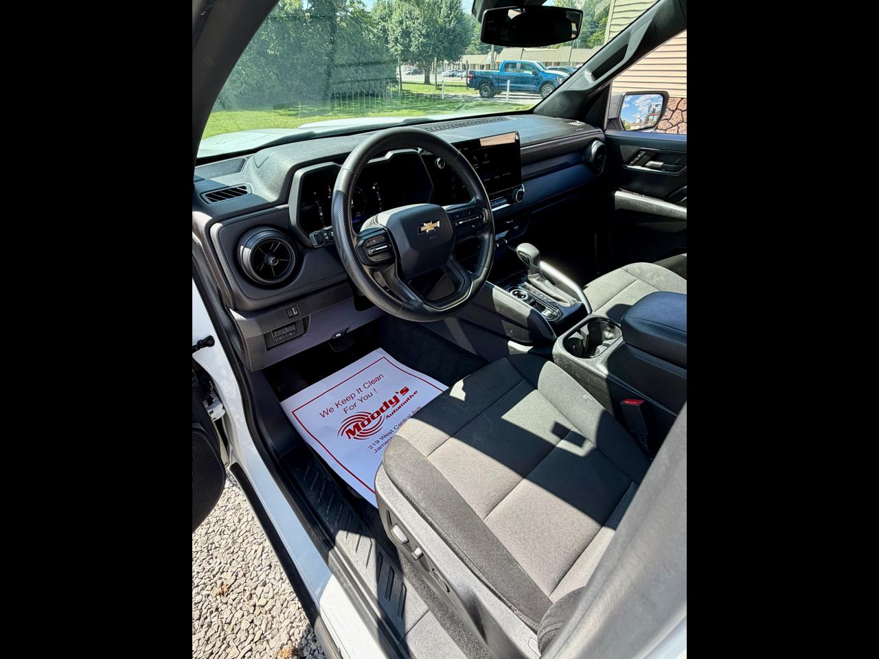 Chevrolet Colorado Work Truck Crew Cab 4WD 2023
