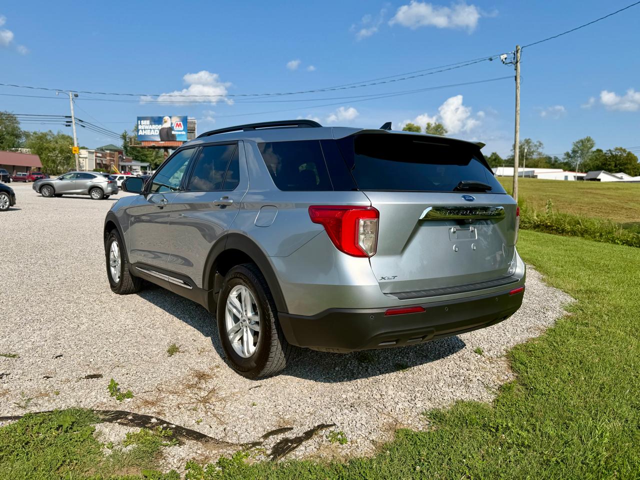 Ford Explorer XLT AWD 2023