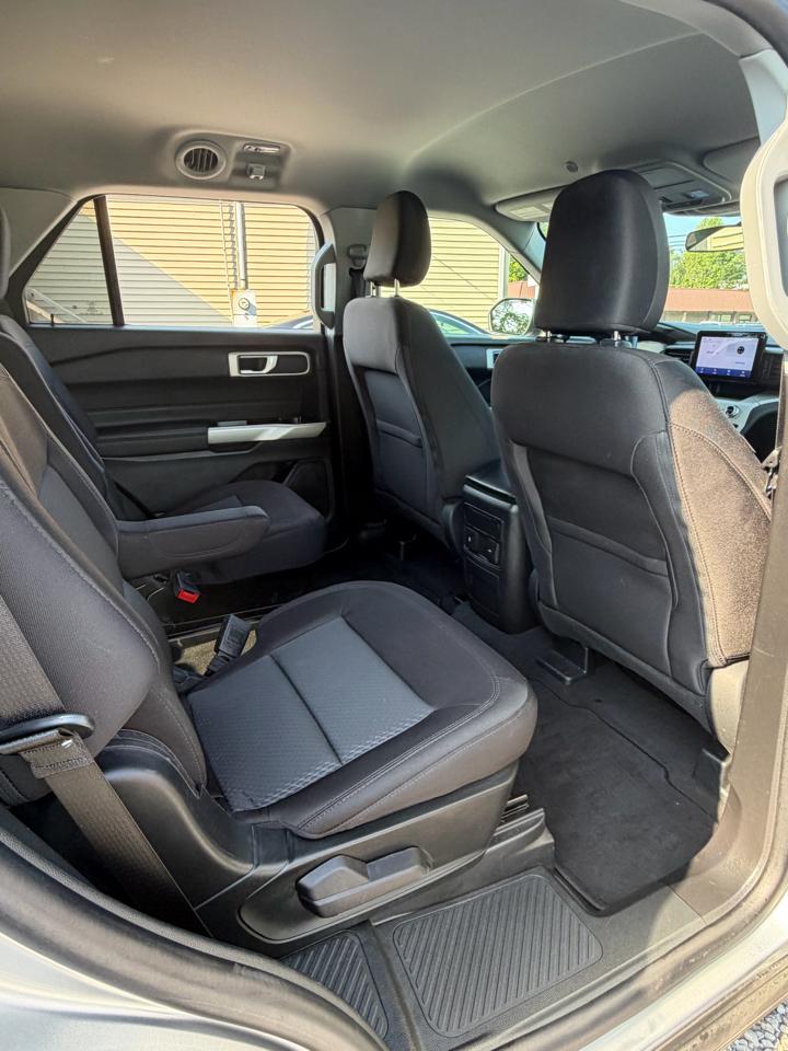 Ford Explorer XLT AWD 2023