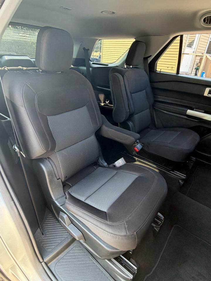 Ford Explorer XLT AWD 2023