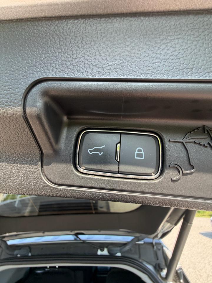 Ford Explorer XLT AWD 2023