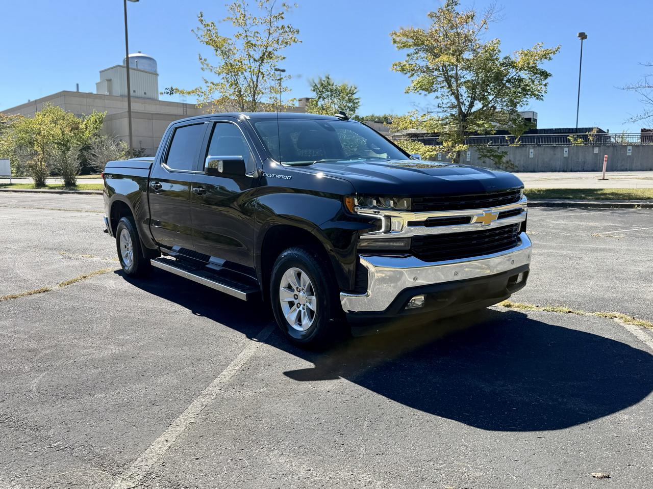 Chevrolet Silverado 1500 LT Crew Cab 4WD 2021