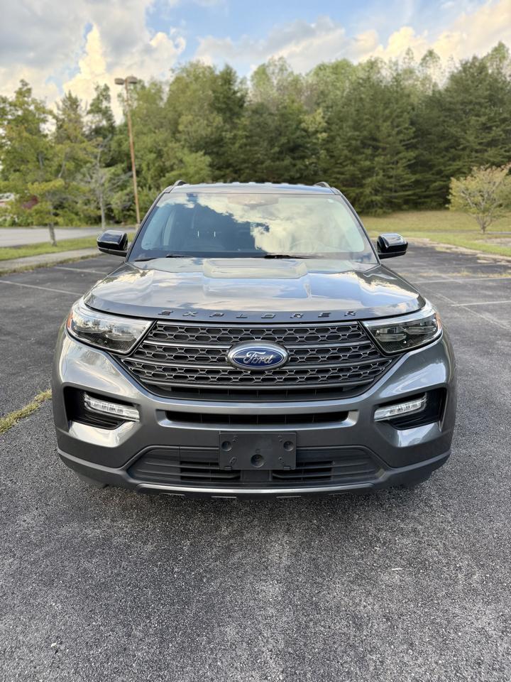 Ford Explorer XLT AWD 2023