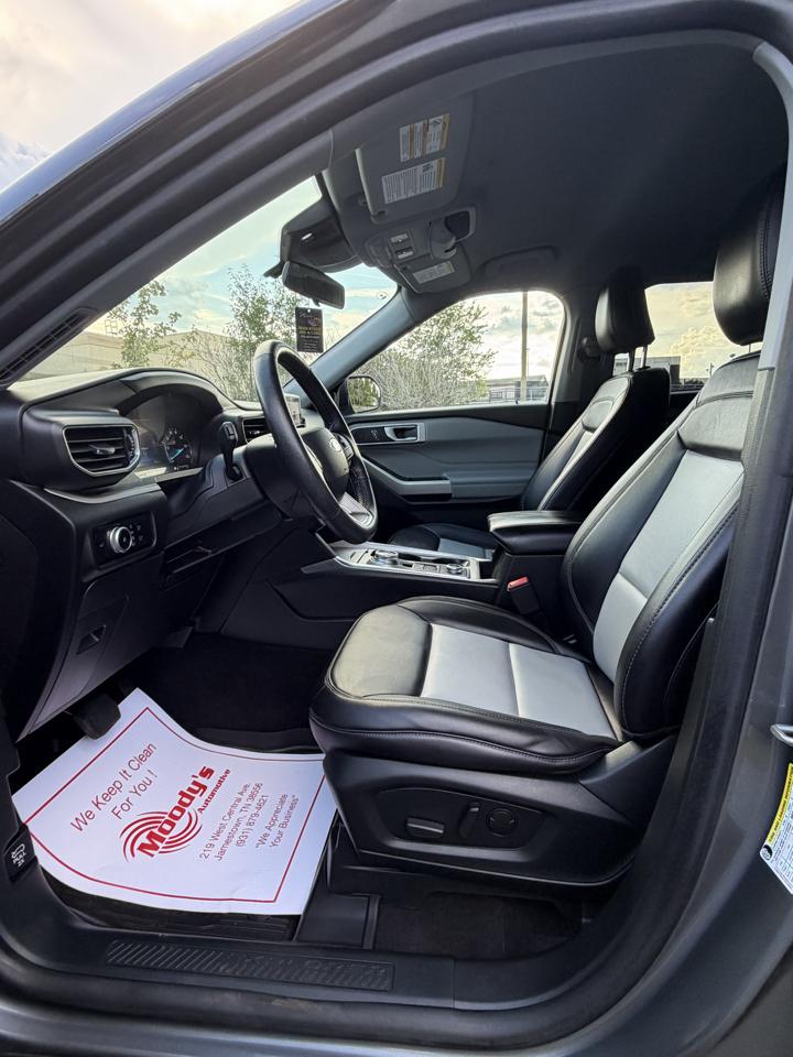 Ford Explorer XLT AWD 2023