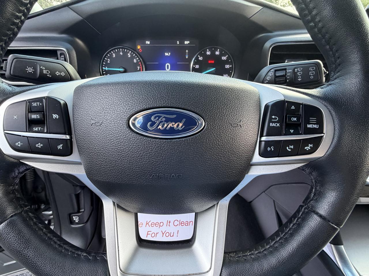 Ford Explorer XLT AWD 2023