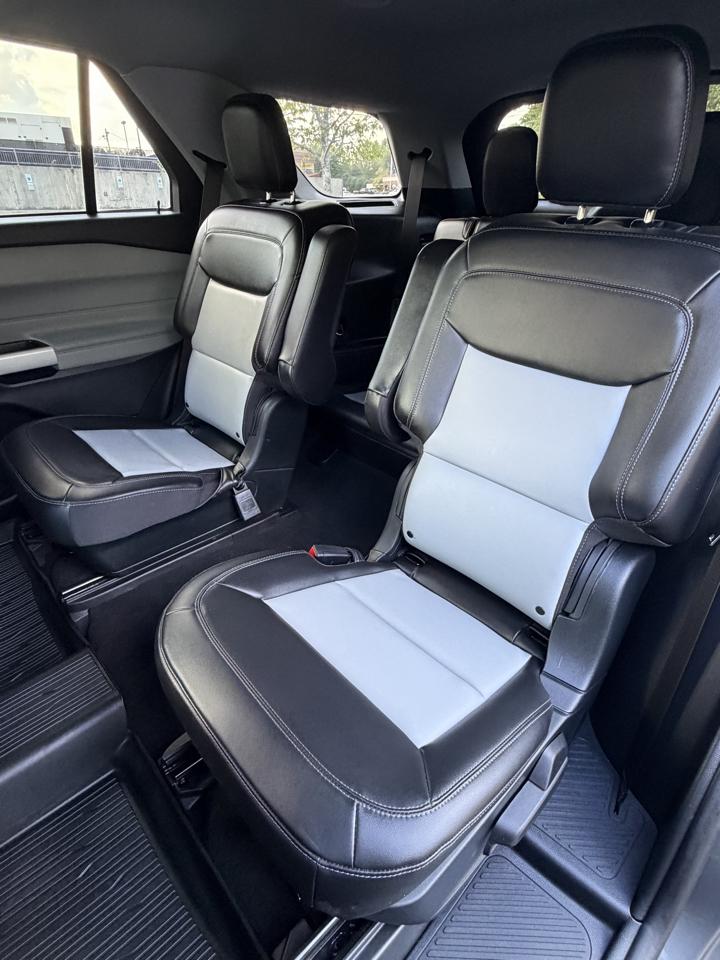 Ford Explorer XLT AWD 2023