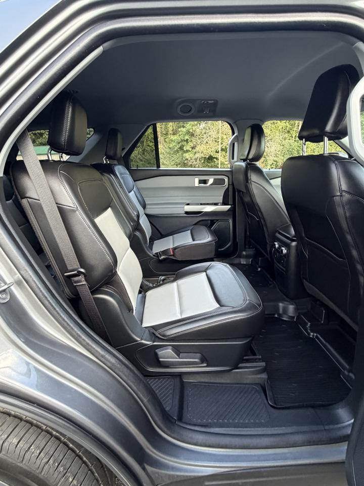 Ford Explorer XLT AWD 2023