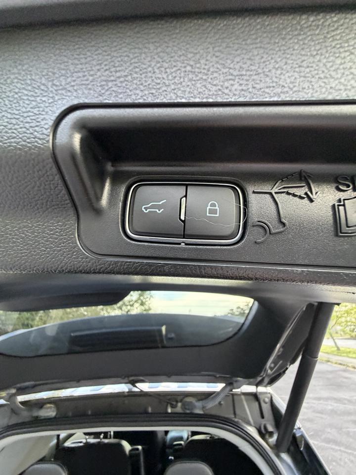 Ford Explorer XLT AWD 2023