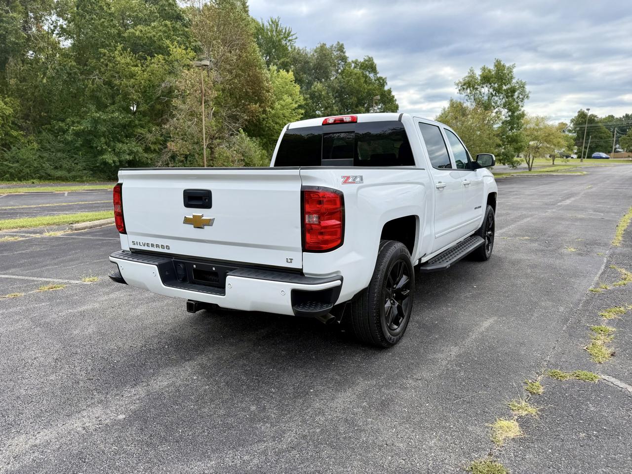 Chevrolet Silverado 1500 LT Crew Cab 4WD 2017
