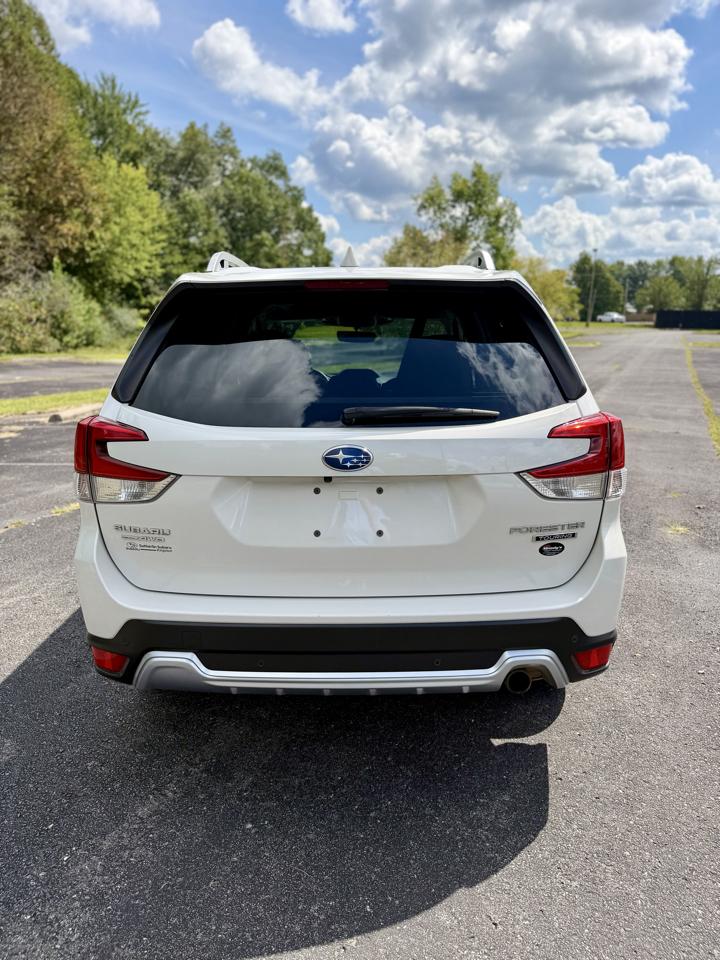 Subaru Forester Touring 2023