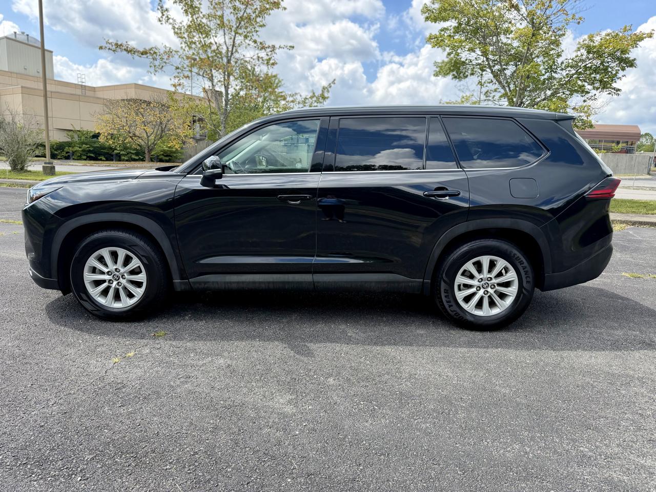 Toyota Grand Highlander LE AWD 2025