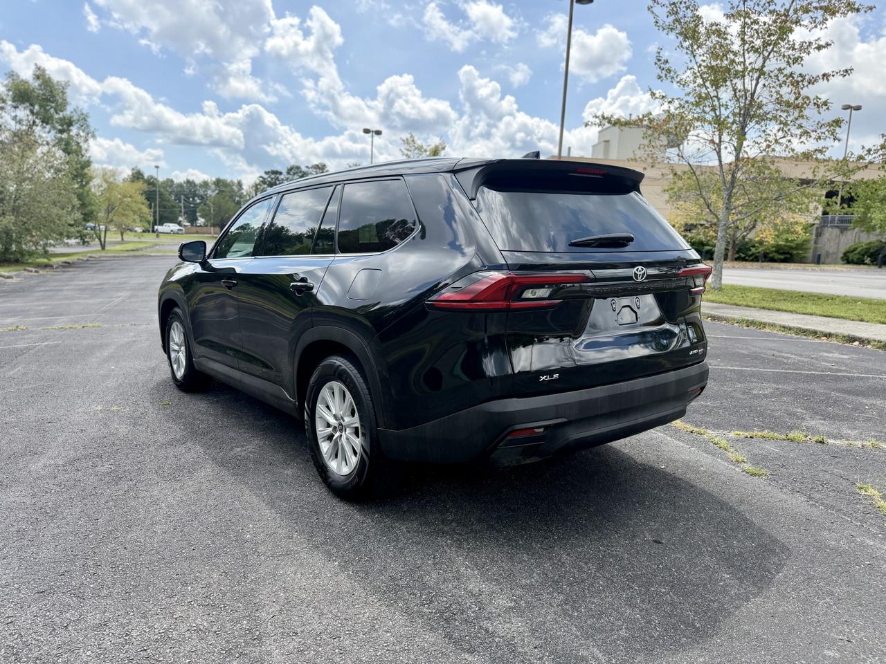 Toyota Grand Highlander LE AWD 2025