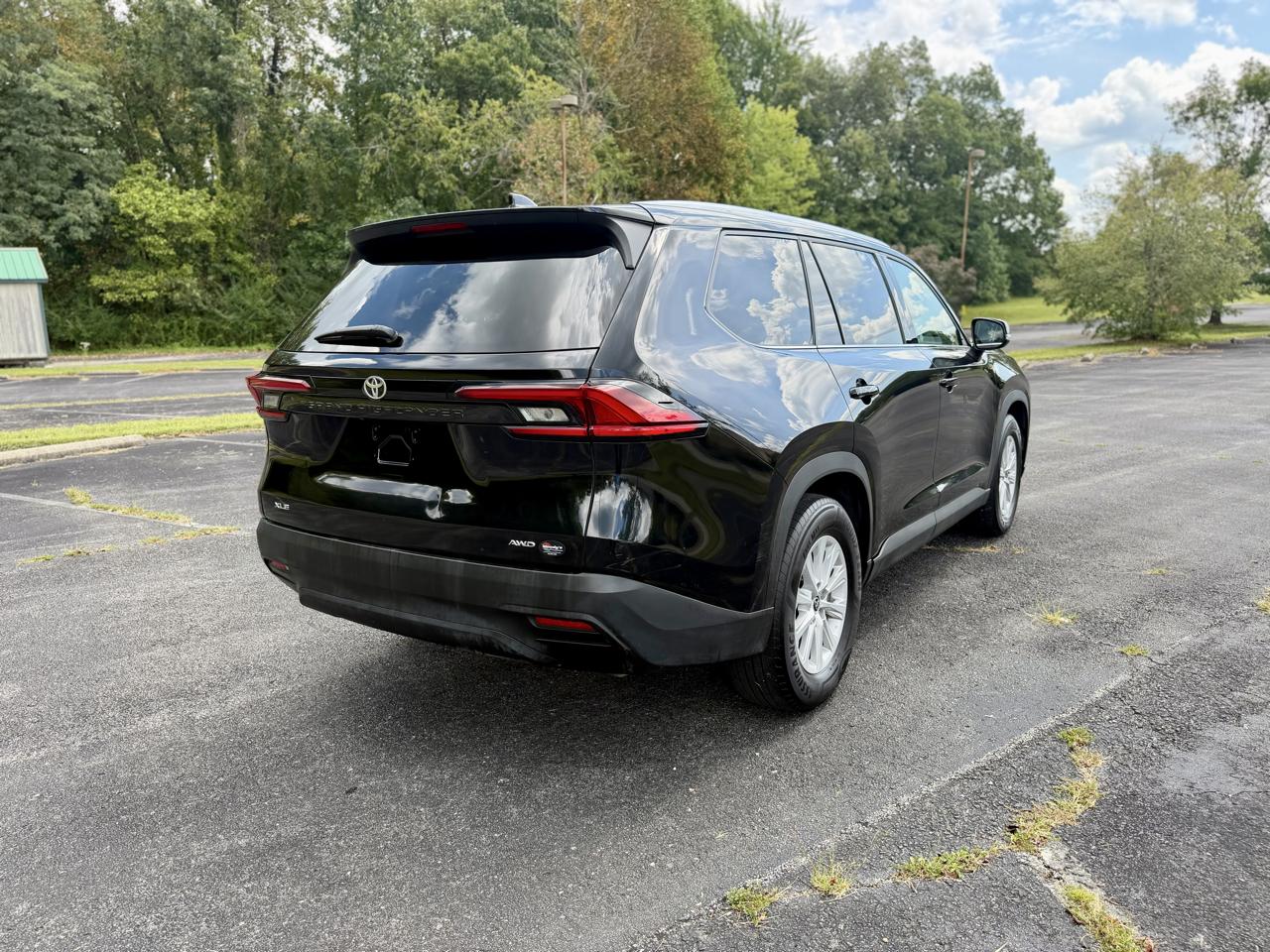 Toyota Grand Highlander LE AWD 2025