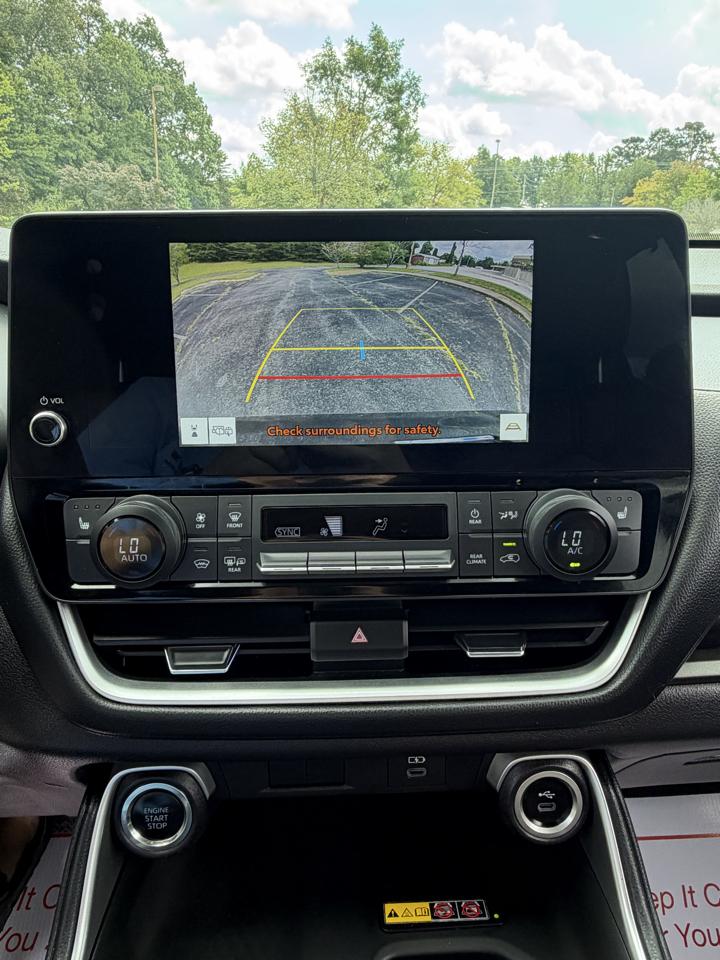 Toyota Grand Highlander LE AWD 2025