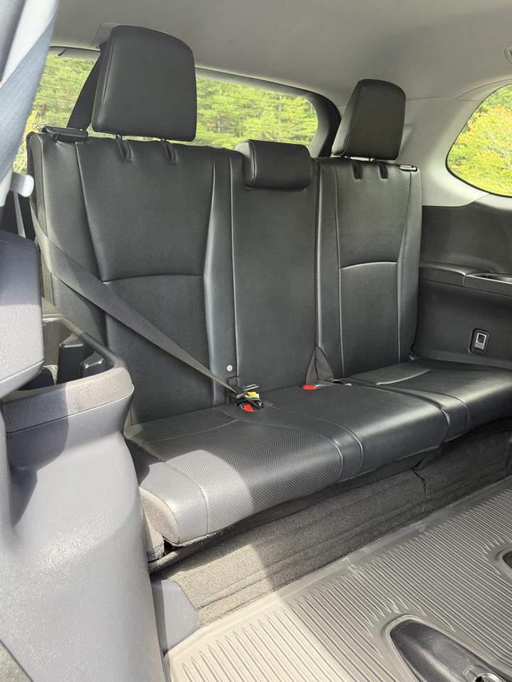 Toyota Grand Highlander LE AWD 2025