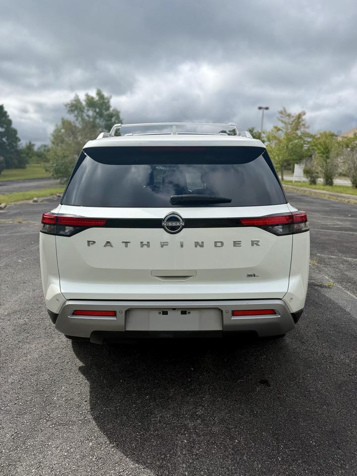 Nissan Pathfinder SL 2024