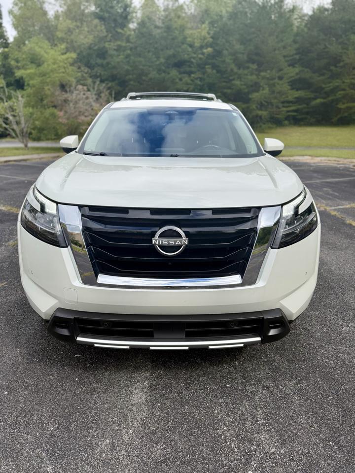 Nissan Pathfinder SL 2024