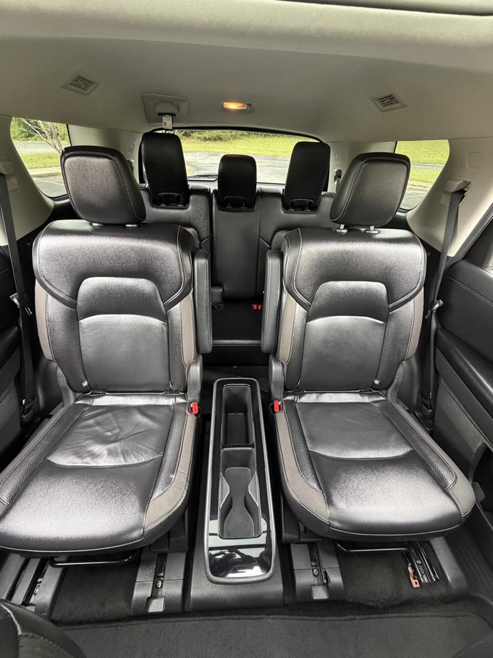 Nissan Pathfinder SL 2024