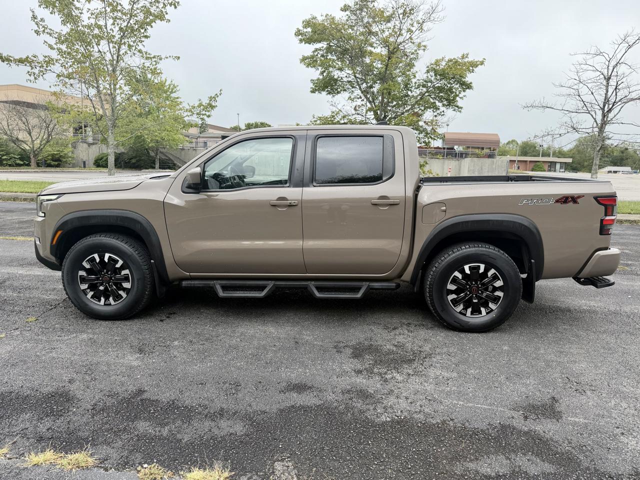Nissan Frontier S Crew Cab 4WD 2023