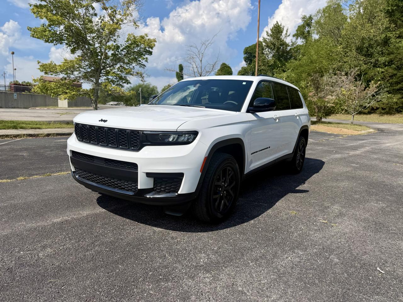 Jeep Grand Cherokee L Laredo 4WD 2025