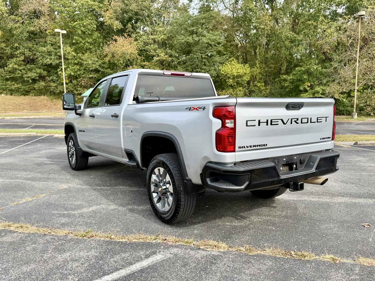 Chevrolet Silverado 2500HD Custom Crew Cab Long Box 4WD 2023