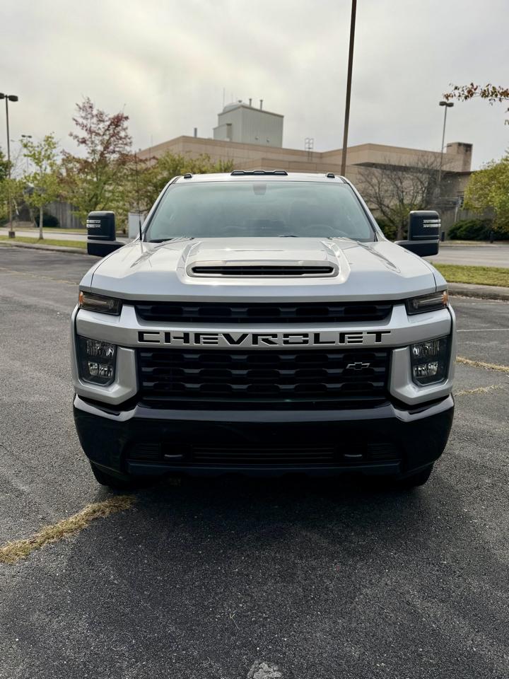 Chevrolet Silverado 2500HD Custom Crew Cab Long Box 4WD 2023