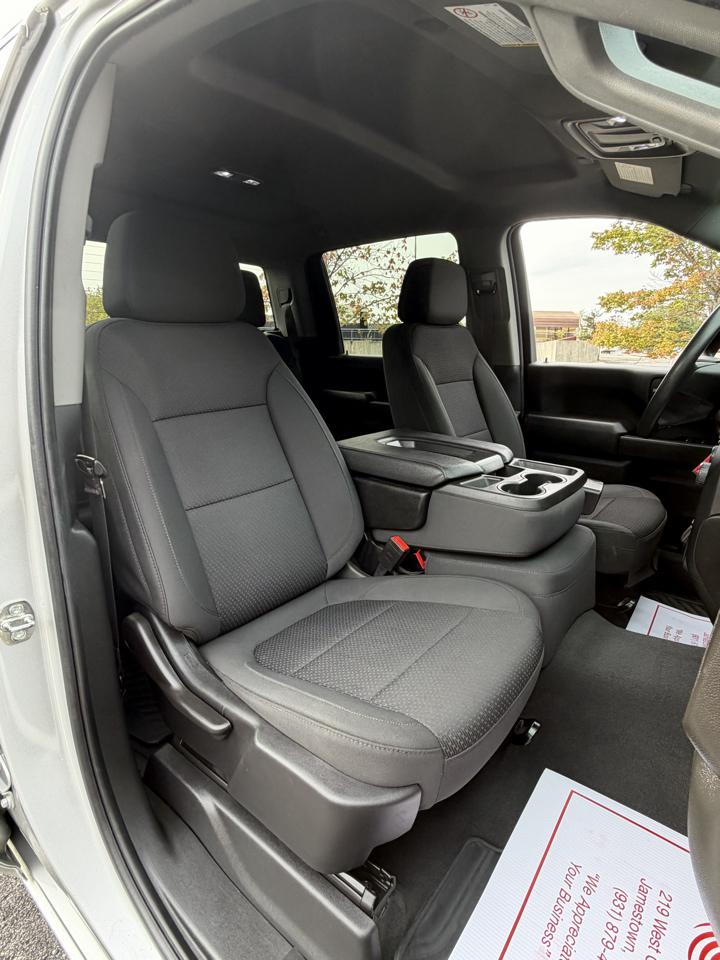 Chevrolet Silverado 2500HD Custom Crew Cab Long Box 4WD 2023