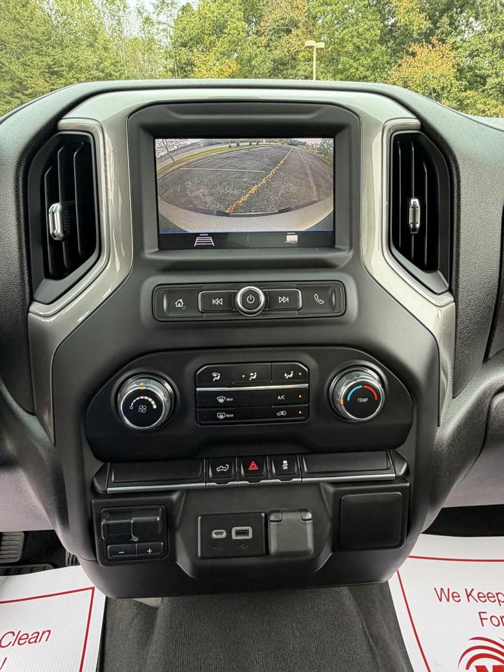 Chevrolet Silverado 2500HD Custom Crew Cab Long Box 4WD 2023