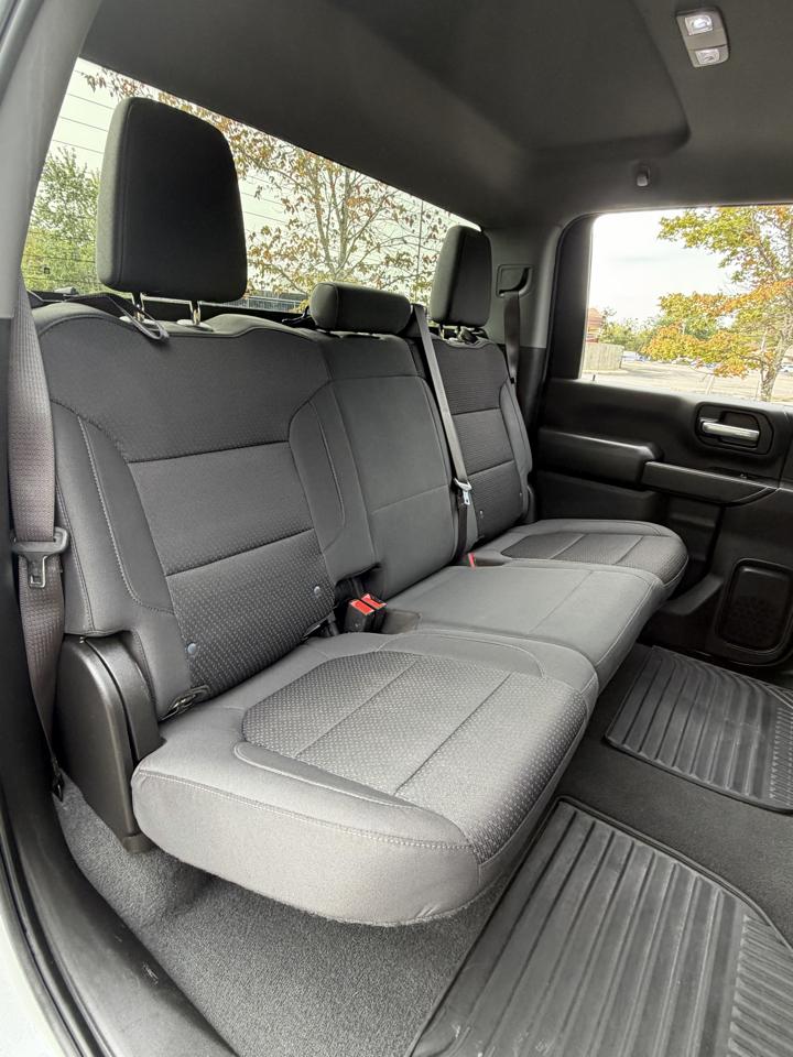 Chevrolet Silverado 2500HD Custom Crew Cab Long Box 4WD 2023