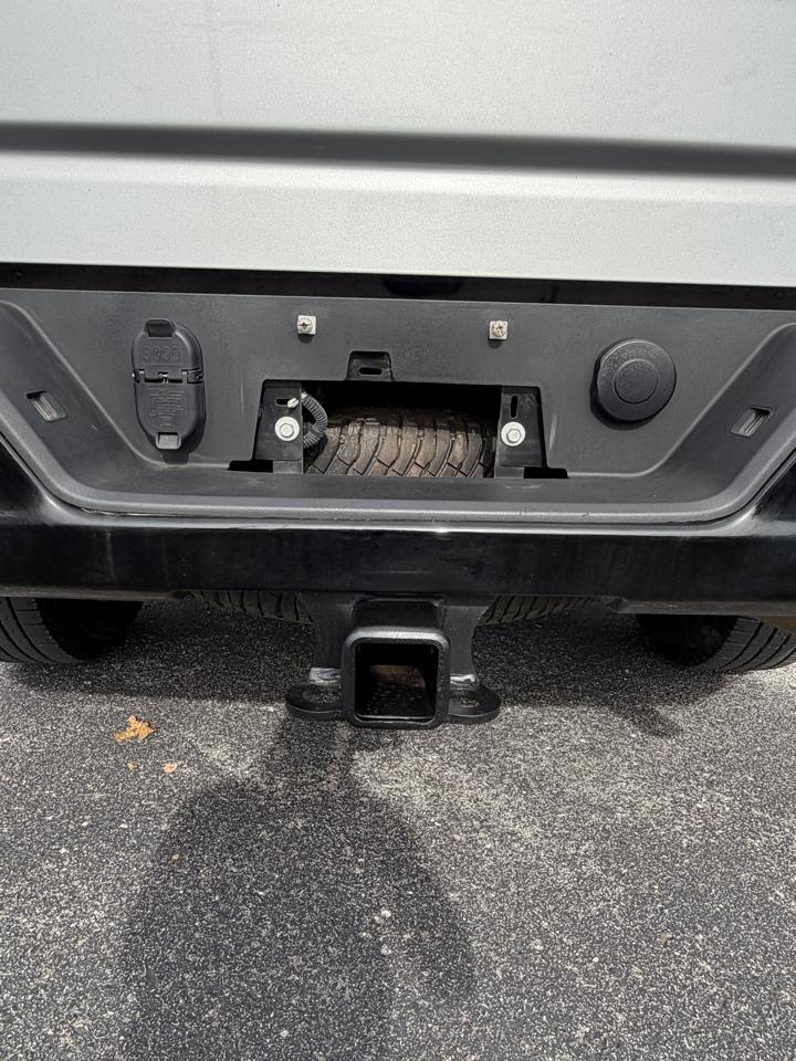 Chevrolet Silverado 2500HD Custom Crew Cab Long Box 4WD 2023