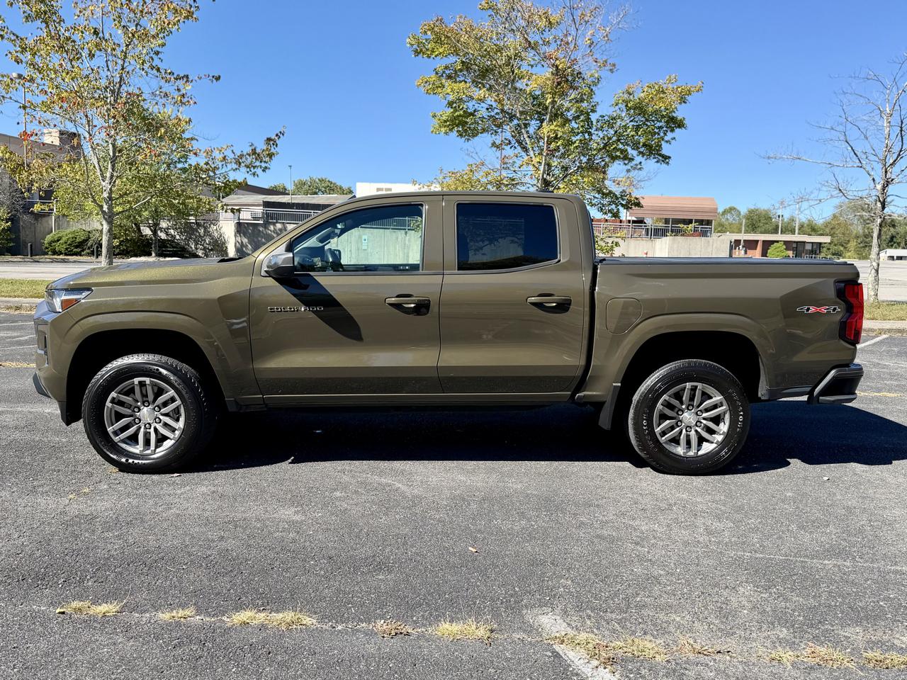 Chevrolet Colorado LT Crew Cab 4WD 2023