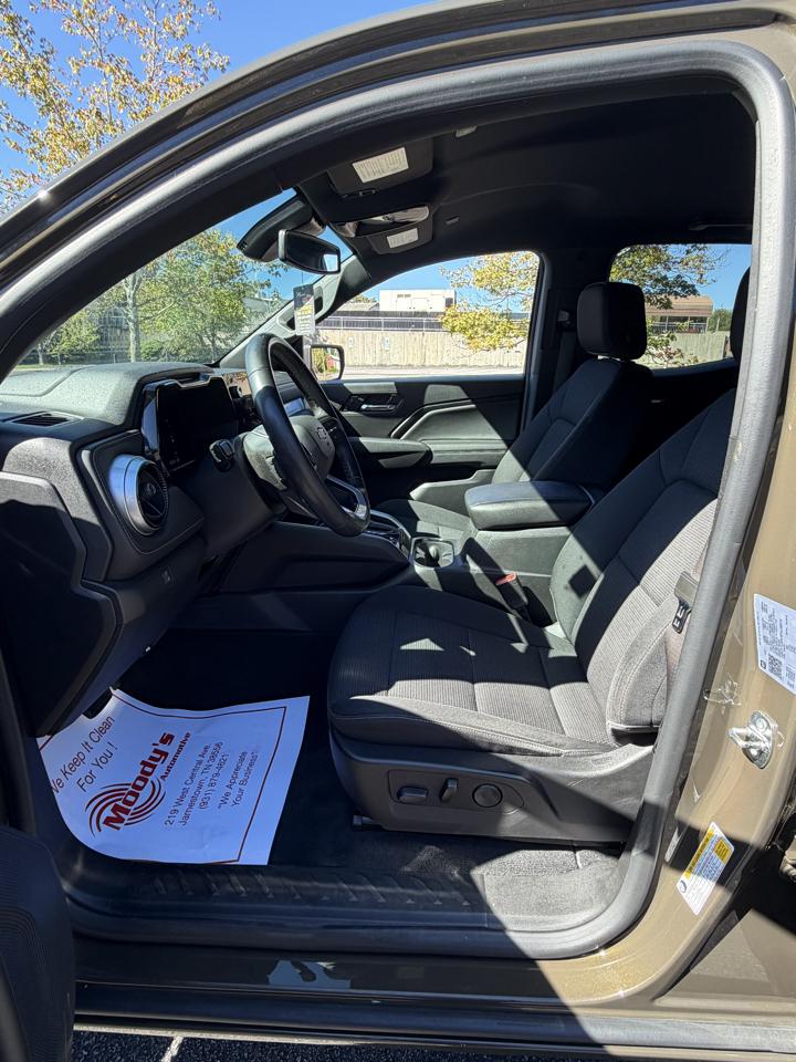 Chevrolet Colorado LT Crew Cab 4WD 2023