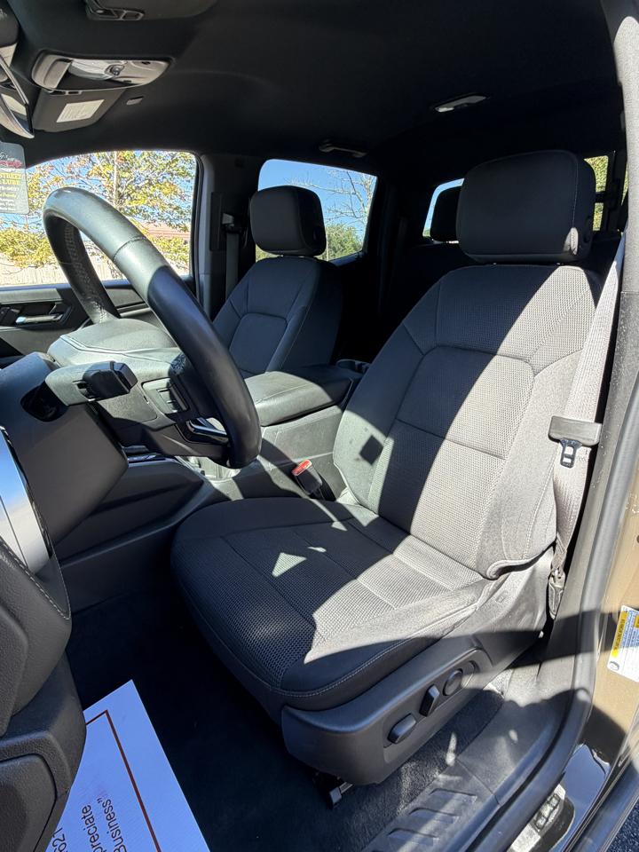 Chevrolet Colorado LT Crew Cab 4WD 2023
