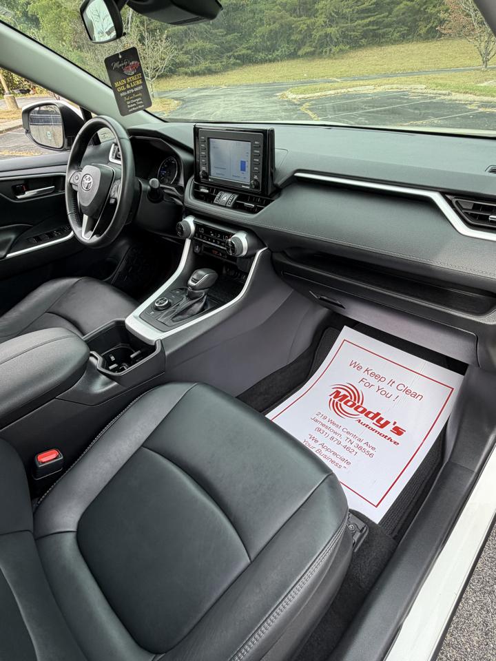 Toyota RAV4 Hybrid XLE Premium 2022