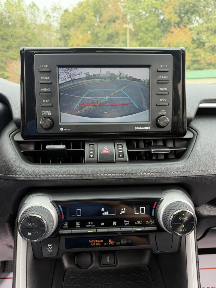 Toyota RAV4 Hybrid XLE Premium 2022
