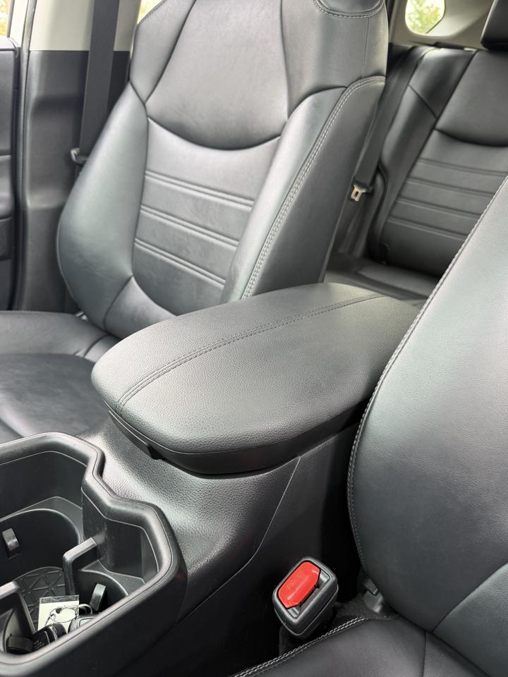 Toyota RAV4 Hybrid XLE Premium 2022