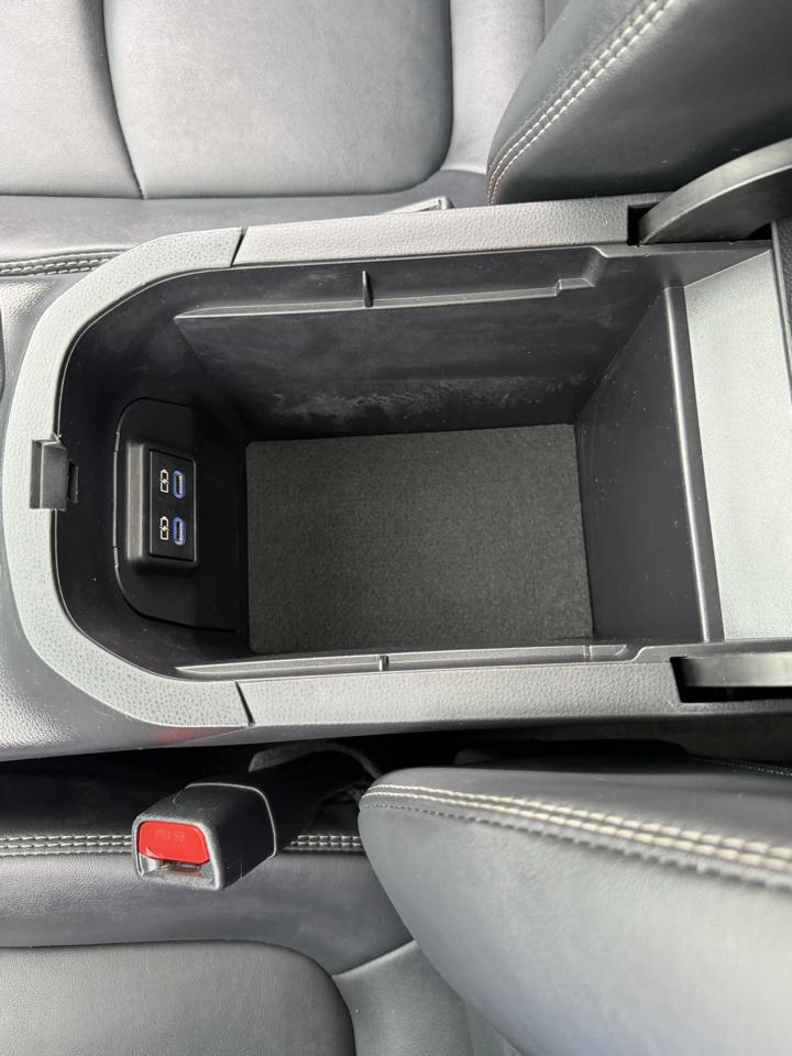 Toyota RAV4 Hybrid XLE Premium 2022