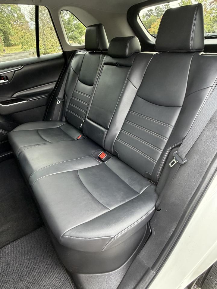 Toyota RAV4 Hybrid XLE Premium 2022